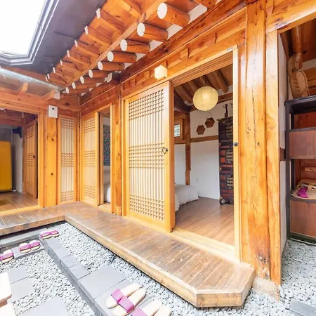 Beautiful Hanok Dasom